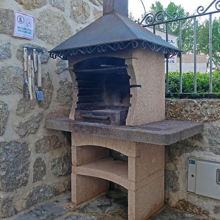 Casa Rural El Berrueco Robledillo エクステリア 写真